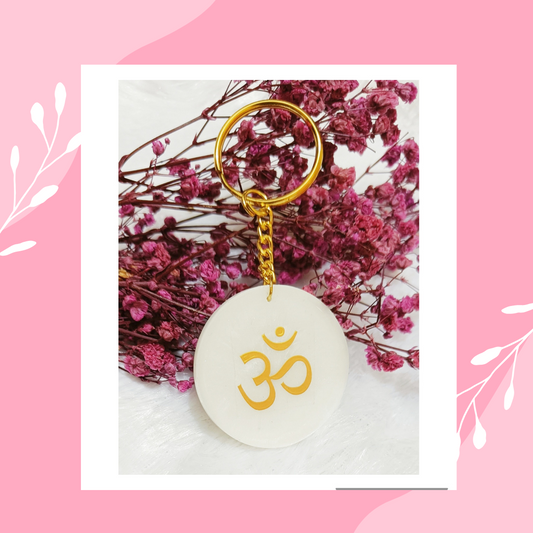 OM keychain _01